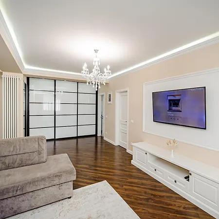 Elegant Near The Park *